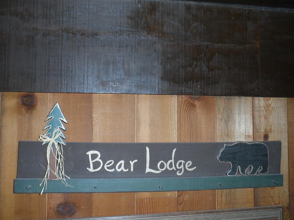 Bear Lodge Motel Sundance Exterior foto