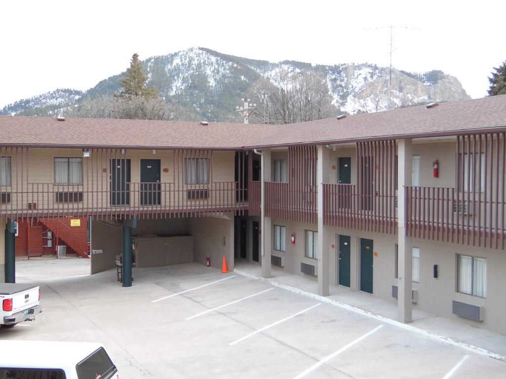 Bear Lodge Motel Sundance Exterior foto