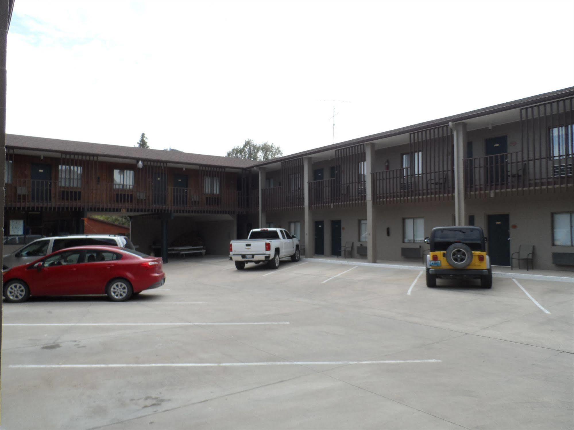 Bear Lodge Motel Sundance Exterior foto